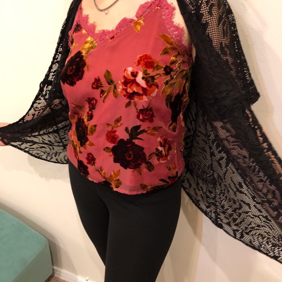 Floral lace top - Picture 2 of 3